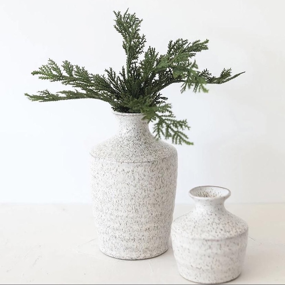 Pine pick with bud vase